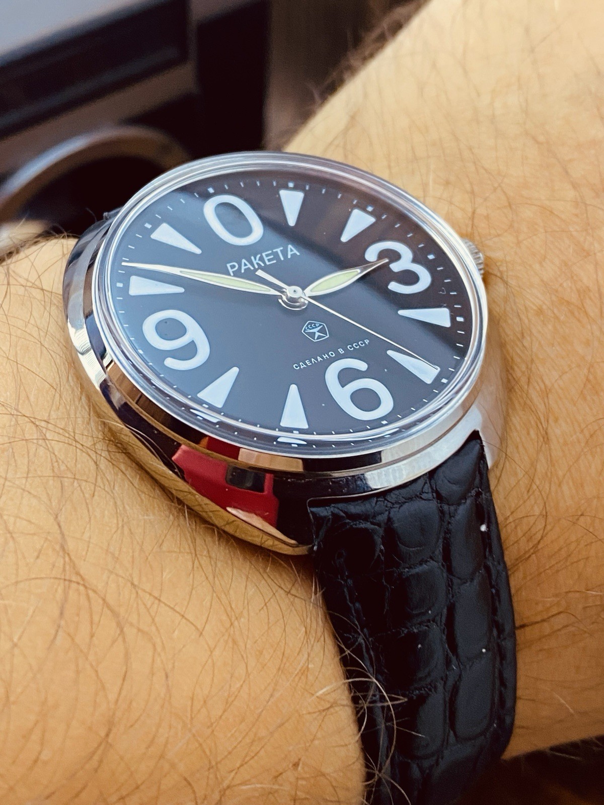 Vintage Raketa “Big Zero” Watch – Minimalist Soviet Style with Distinctive Dial