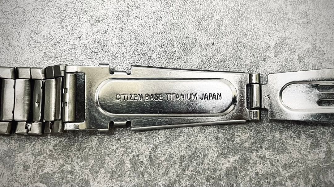 Antique CITIZEN ATTESA Titanium Quartz Diver’s Watch (with defects)