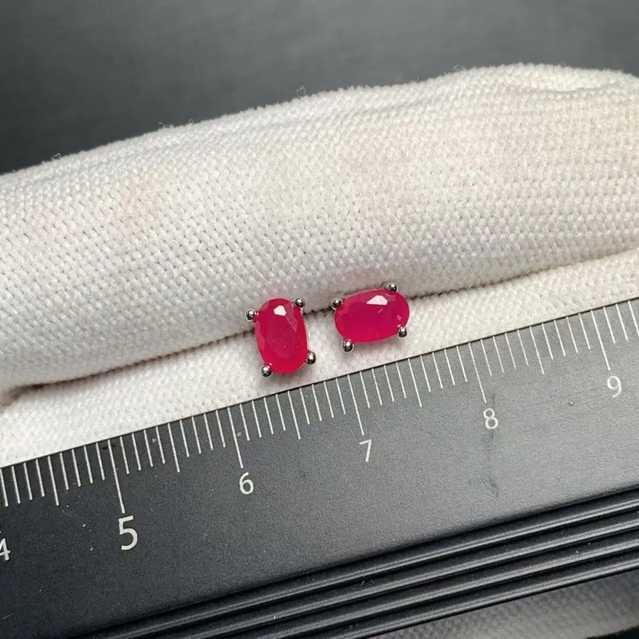 Oval Natural Ruby Earrings Women 925 Sterling Silver Stud Earring Party Jewelry.