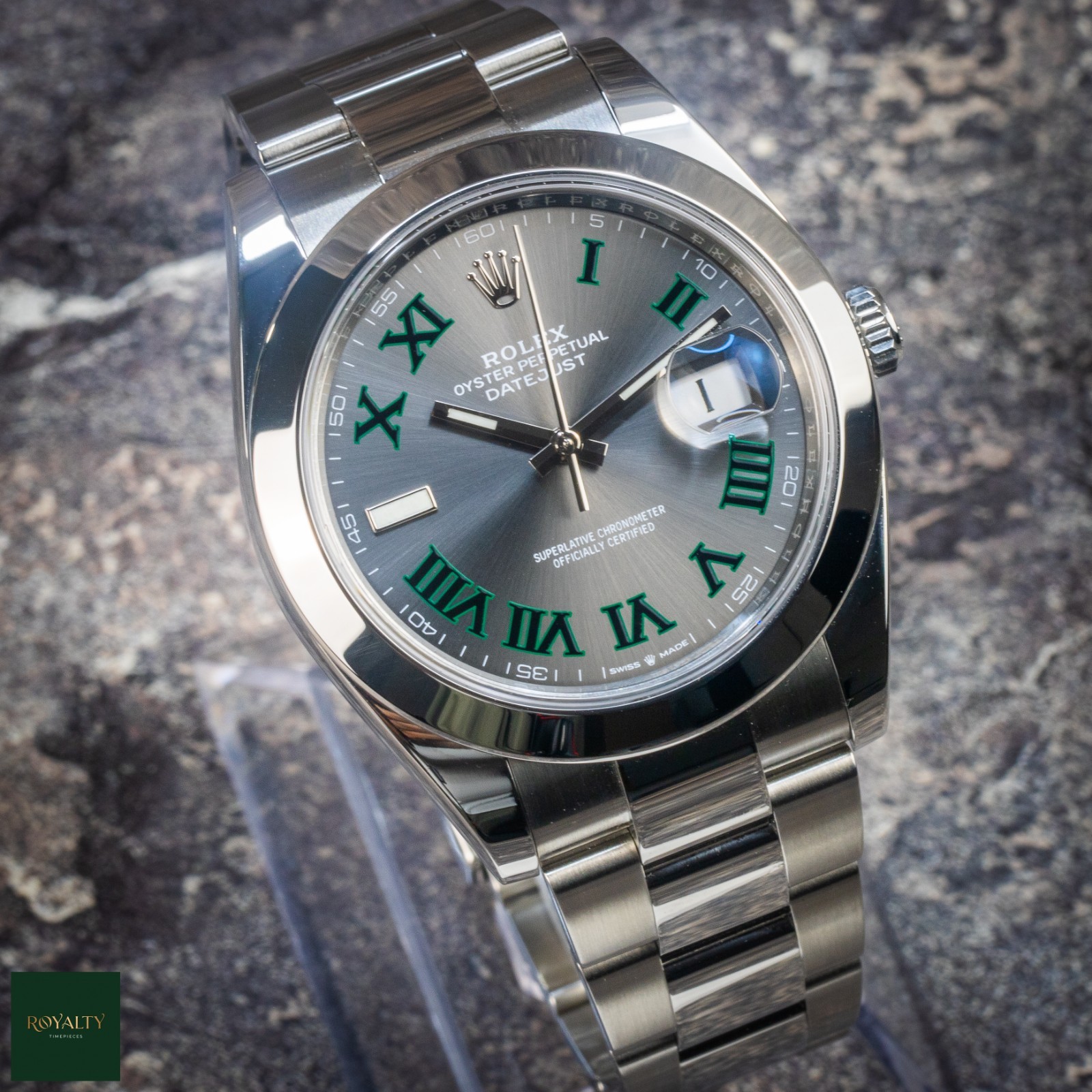 Rolex Datejust 41 126300 Wimbledon Dial Smooth Bezel Oyster 2023 Box & Papers