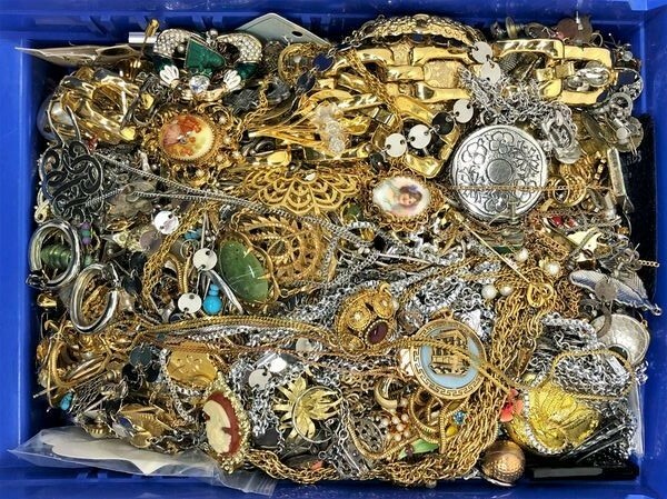 5 + Lb Pounds Unsorted Jewelry Making Craft Lot W/ Wearable Resell Mixed In Junk