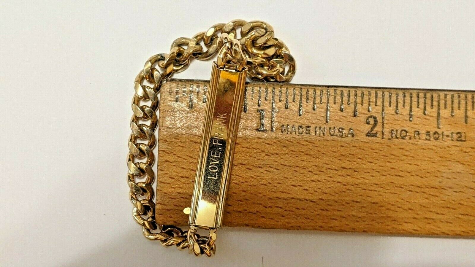 VTG SPEIDEL IDENTIFICATION BRACELET ID LYNN THE NAME LYNN 6 3/4″ LONG GOLDPLATED