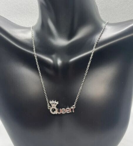 1.33 Ct Round Cut Simulated Diamond Queen Charm Pendant 14k White Gold Plated