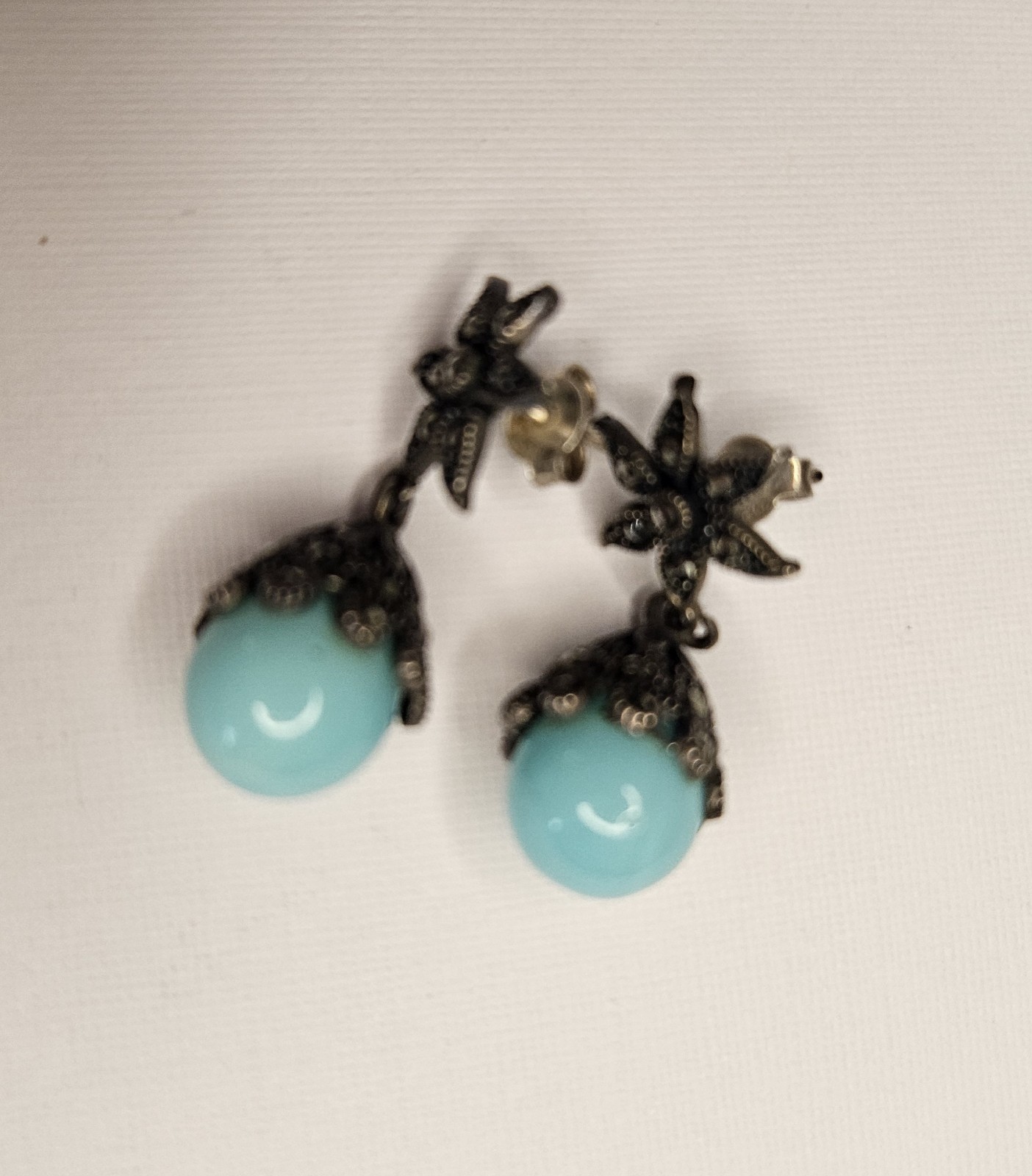 Silver Tone Blue Round Bead Flower Dangle Drop Earrings Butterfly Closure