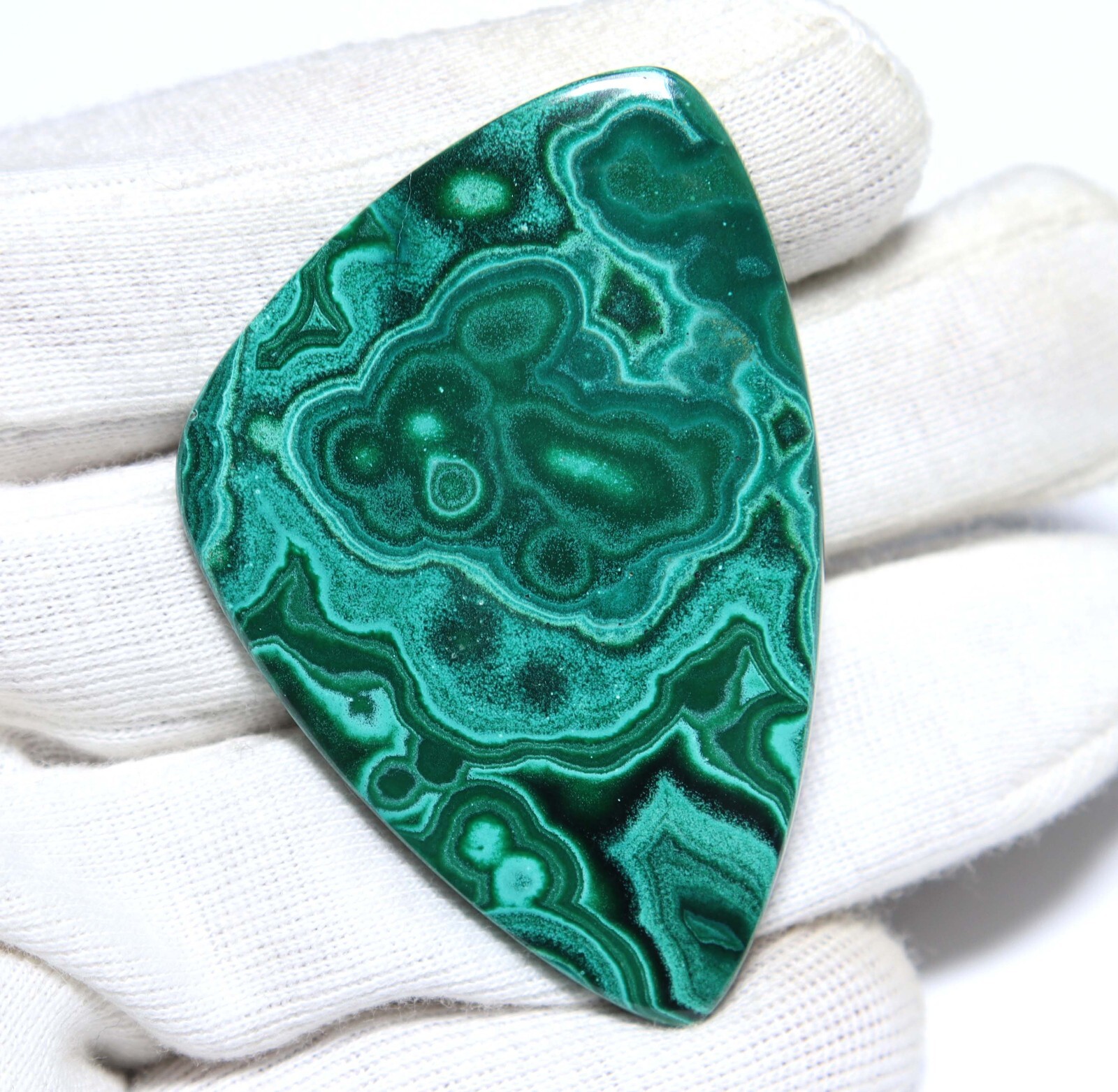 ++++ Malachite Smooth Cabochon Gemstone Natural Malachite Making Pendant 135.Cts