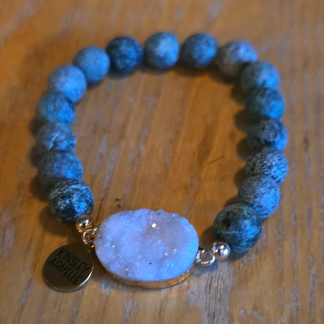 Kinsley Armelle Blue Beaded Stretch Bracelet Oval White Druzy Dangle Signed