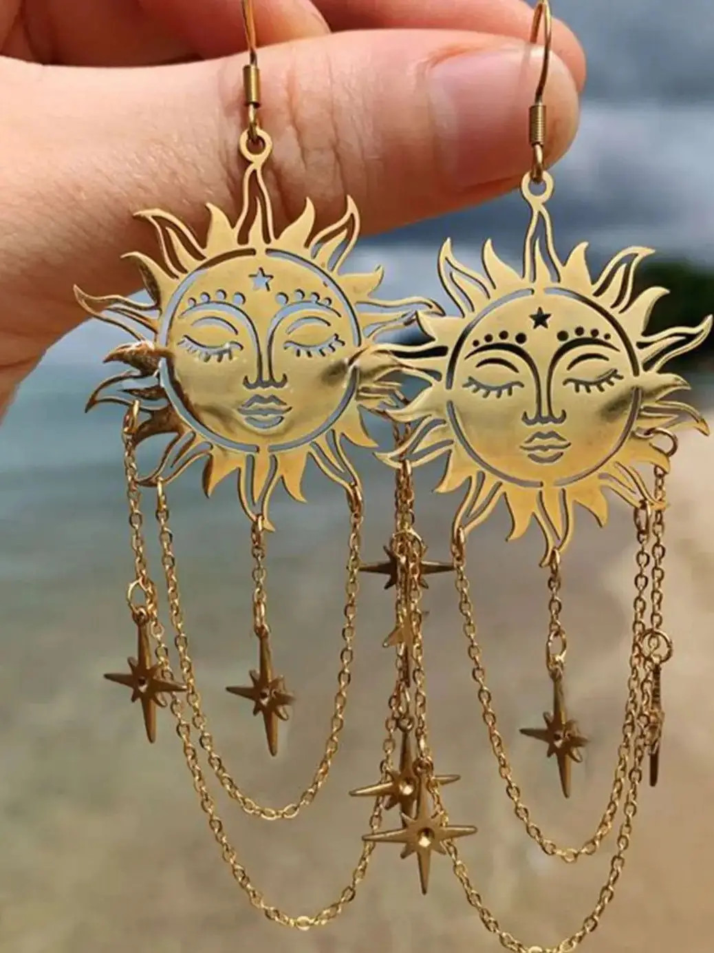 Vintage Boho Sun Earrings Dangle Drop Pendant Gold Tone Copper Style 2 Pcs