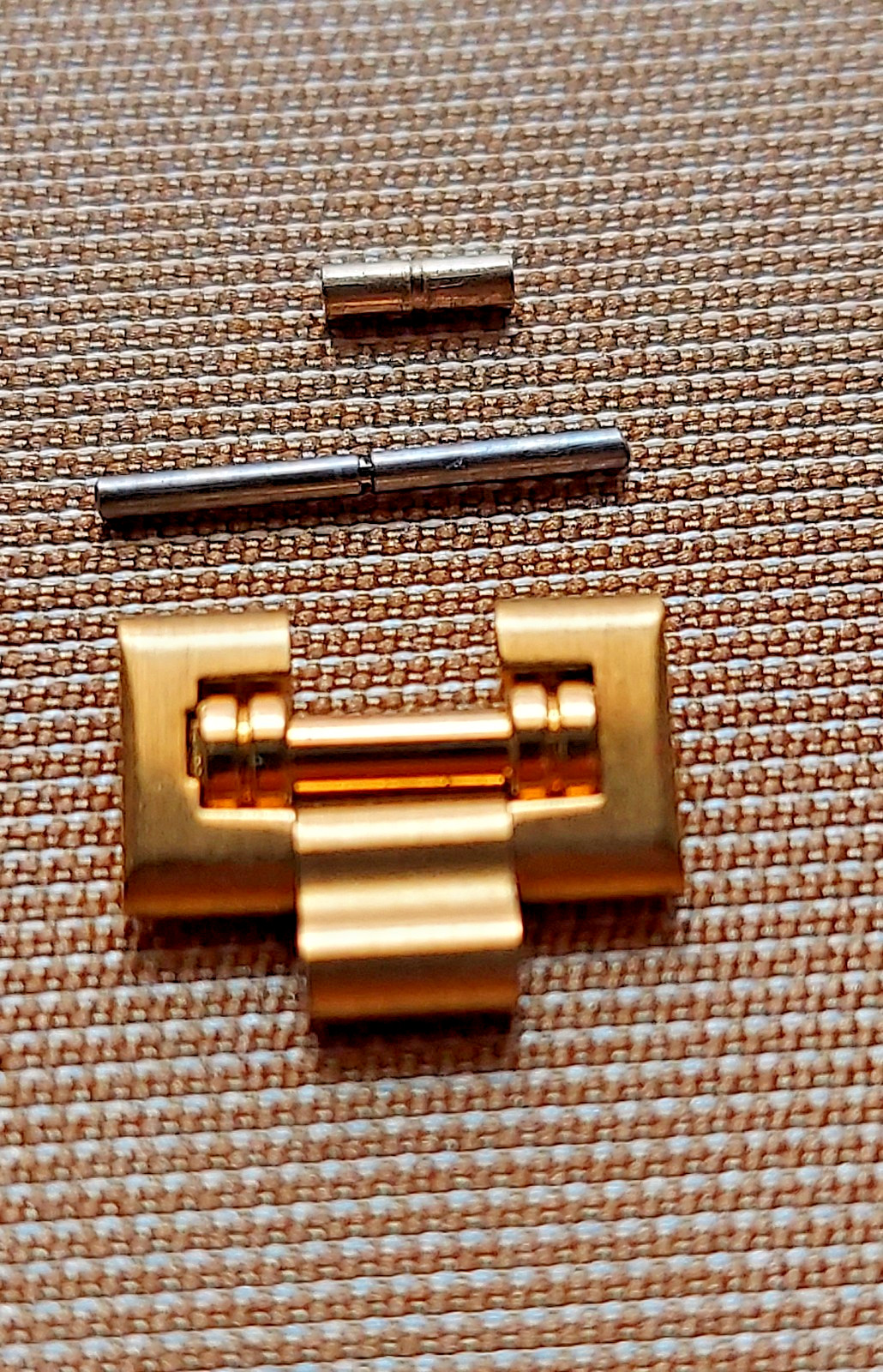 Piaget Dancer 18k Yellow Gold Watch Link 12MM