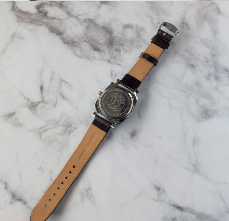 ROAMER Vintage Hand-Winding Mechanical Wine Red Sunburst Tonneau Leather Watch