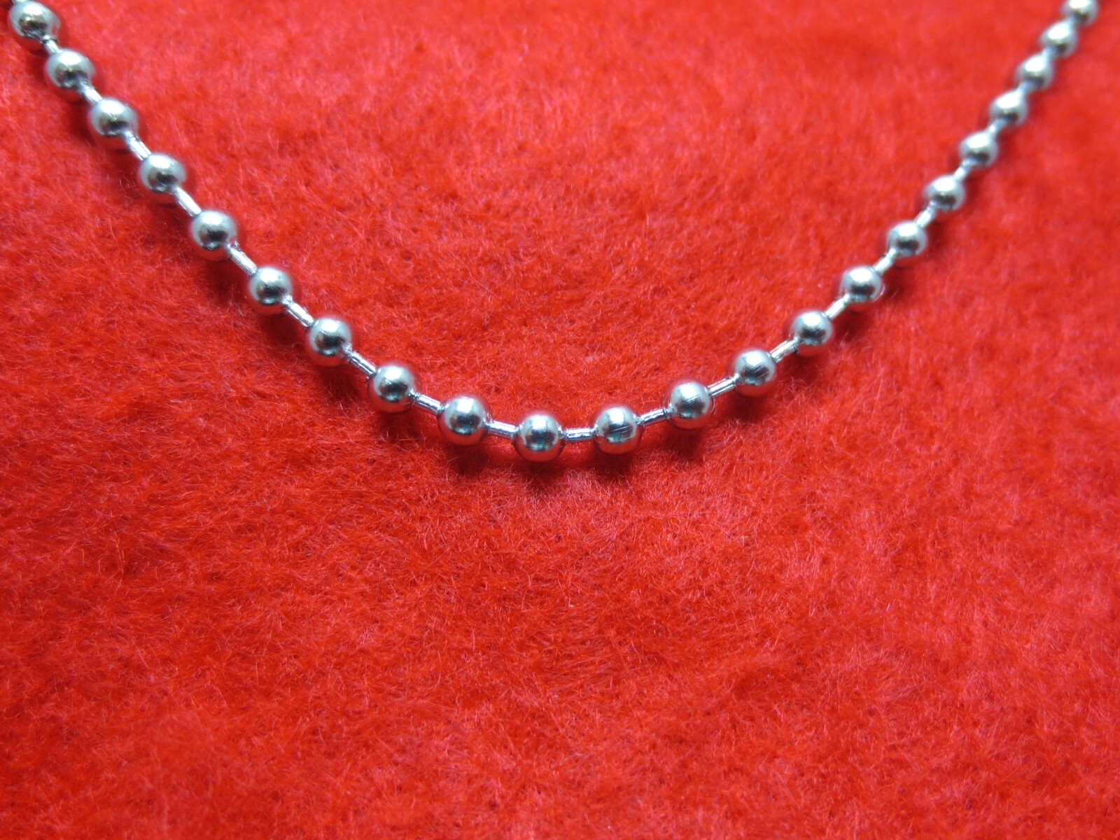 28 INCH 3.2mm STAINLESS STEEL SILVER BALL CHAIN WITH A LOBSTER CLAW CLASP