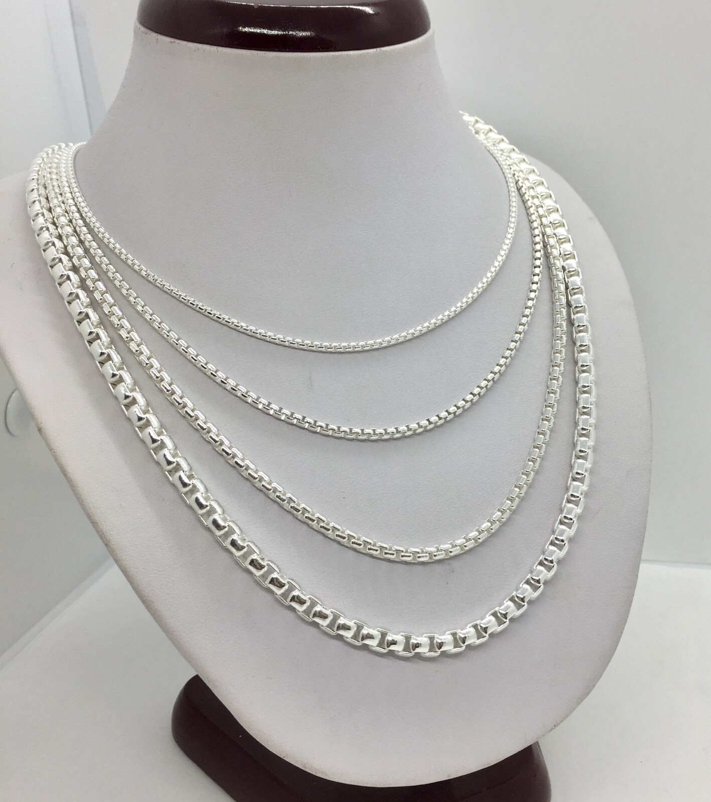 925 Sterling Silver Round box chains Men’s women’s Necklace 2.5mm-5mm 16″- 30″
