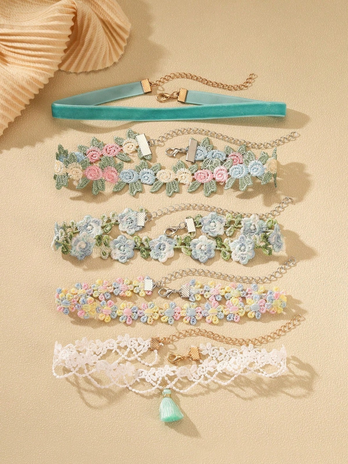 5PCS Choker for Women Multicolor Lace Velvet Choker Set Layered Classic Choker
