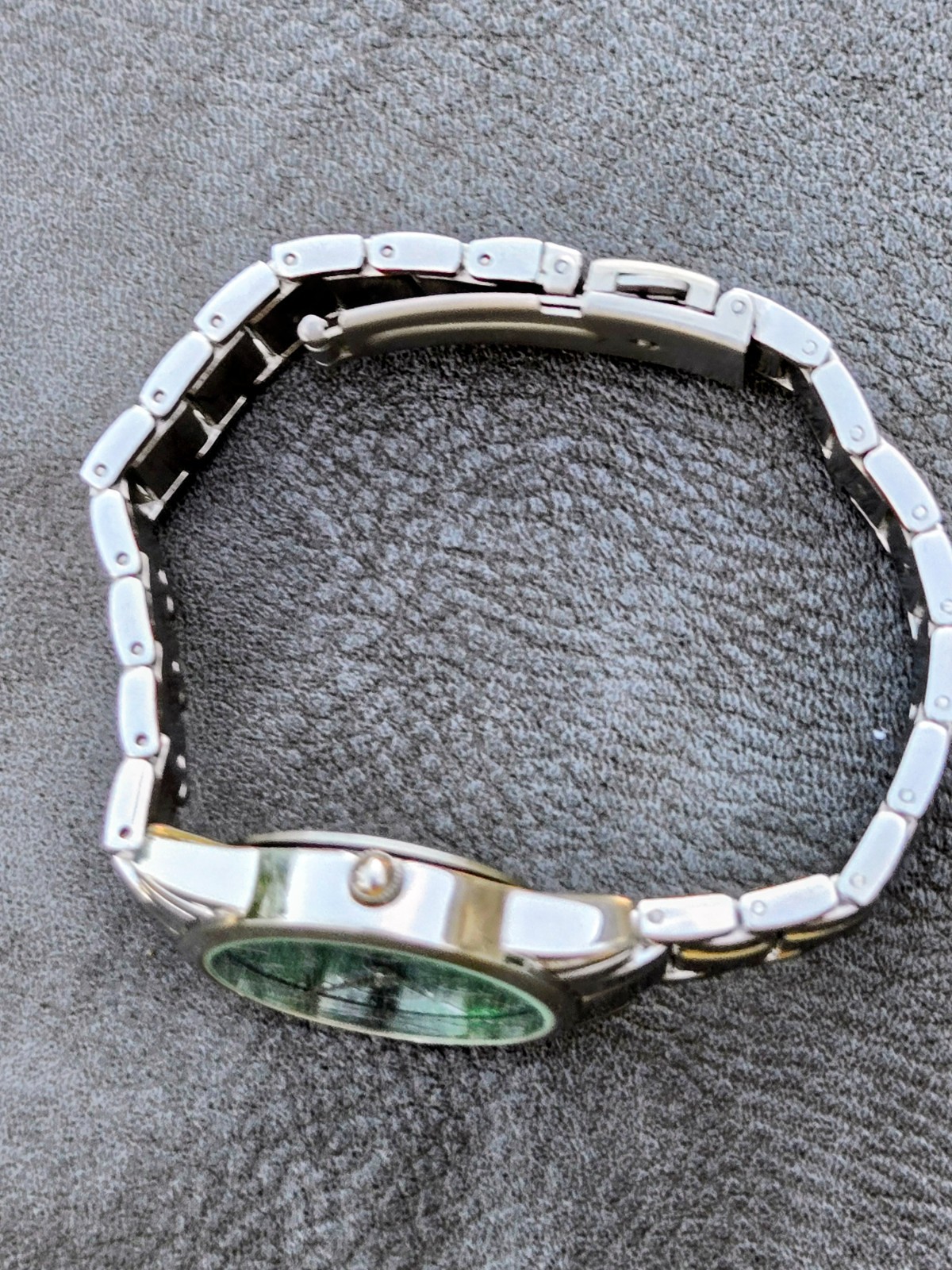 VALLETA Watch Unique Green Dial Silver Tone Bracelet