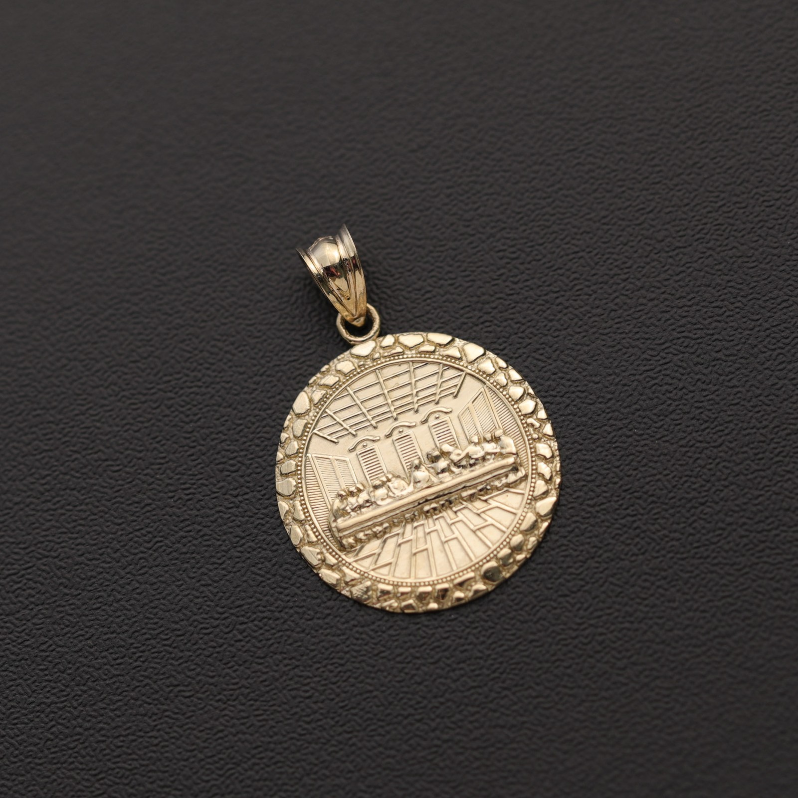 Solid 10K Gold 1 1/4″ Nugget Last Supper Pendant Yellow Gold