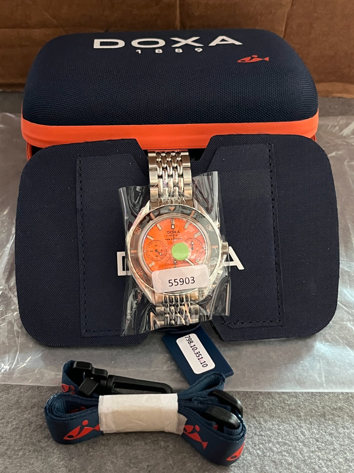 Doxa SUB 200 C-GRAPH Professional Chronograph – Brand New In Box – Unworn