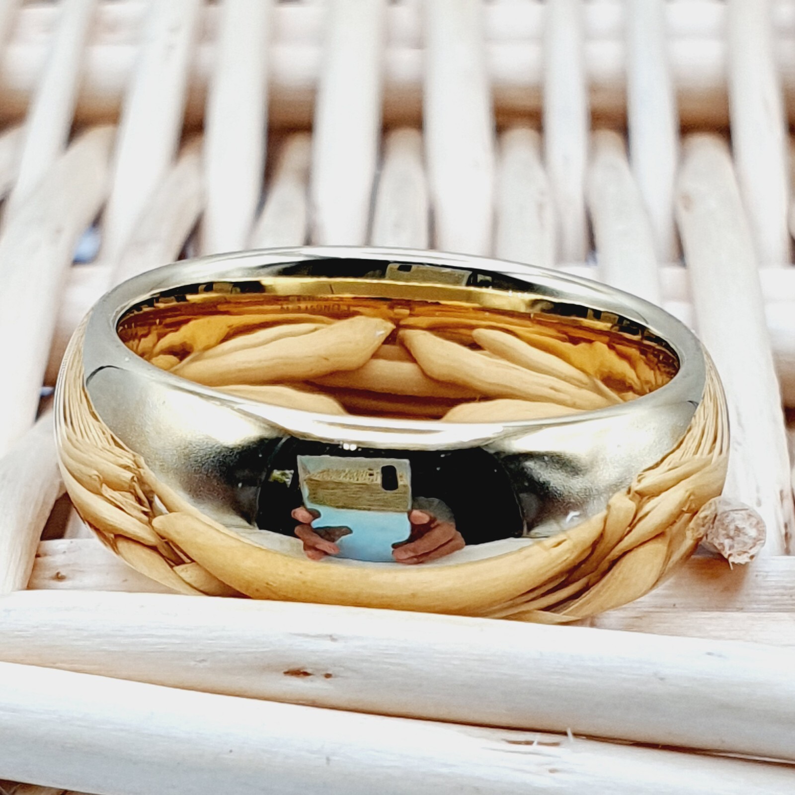 Gold Tungsten Ring Men’s Wedding Rings Comfort Fit Shiny Polished Band for Men