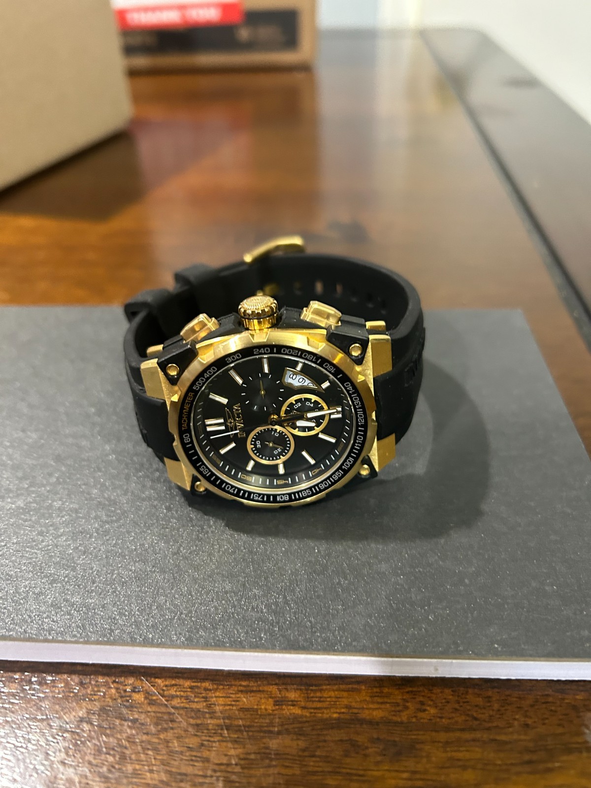 Invicta 27329 Mens Watch New