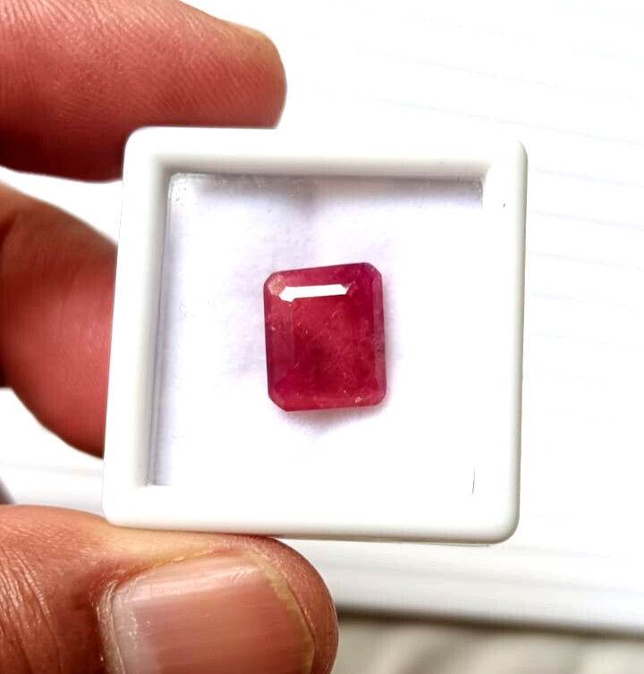 4.50-Carats Natural Ruby Loose Gemstone Size=10.70 X 8.80 X 4.20 MM Approx.