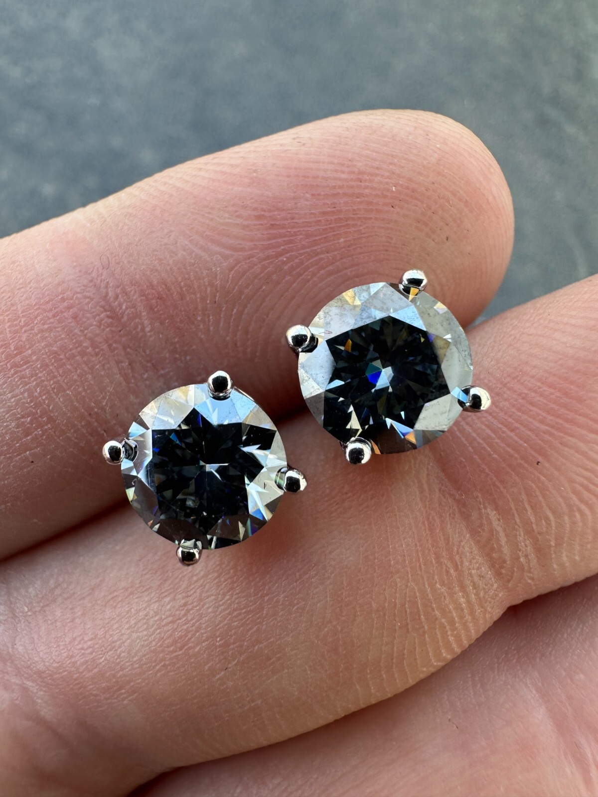 Real Blue Gray Moissanite Screwback Stud Earrings 925 Silver 3-8mm Iced Tester ✅