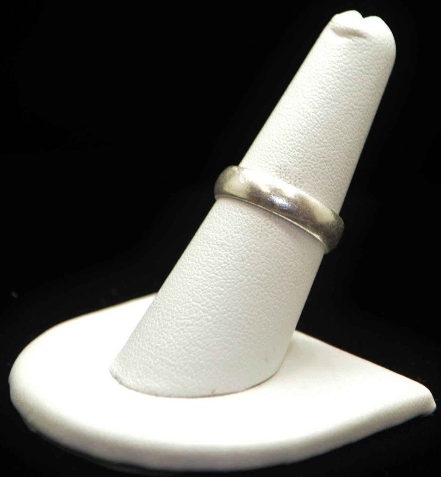 Sterling Silver Simple Smooth Band Ring SZ 7.25 #FMH258