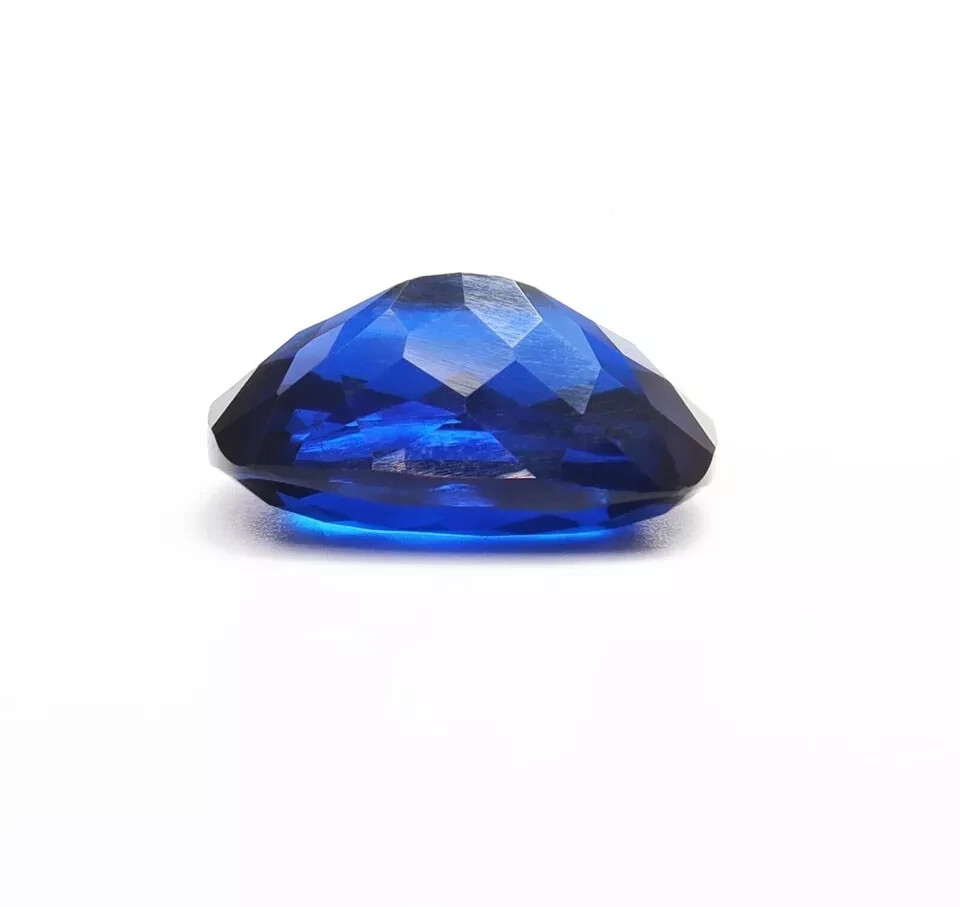 Natural Flawless Cushion Cut 7.65 Ct Blue Sapphire Certified Loose Gemstone