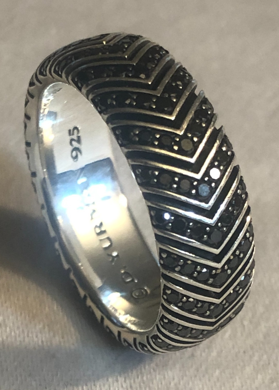 David Yurman Sterling Silver Men’s Chevron Black Diamond Band Ring 8mm – Size 10