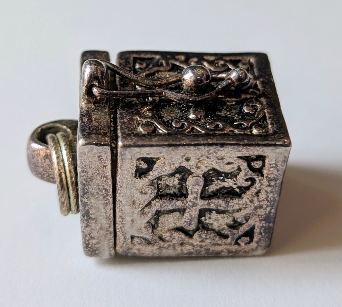Vintage Sterling Silver Prayer Box Charm Necklace Pendant – 0.5″ x 0.75″