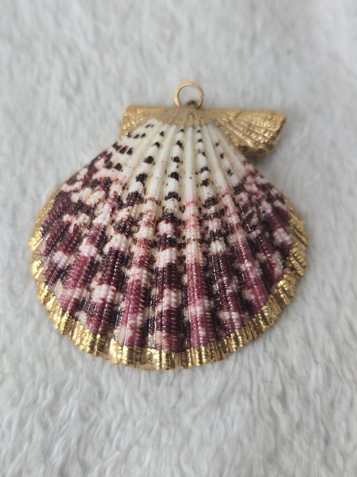 Vintage Scallop Shell Charm Pendant Gold Tone Asymmetrical Burgundy And White