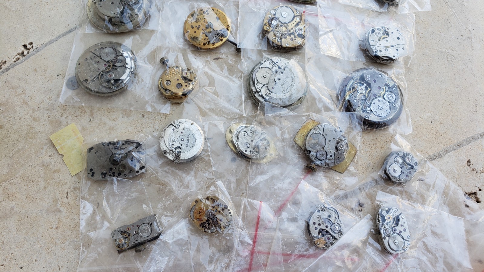Antique Vintage Automatic Manual Wind Mixed Watch Movements- Lot Of 72 Movement