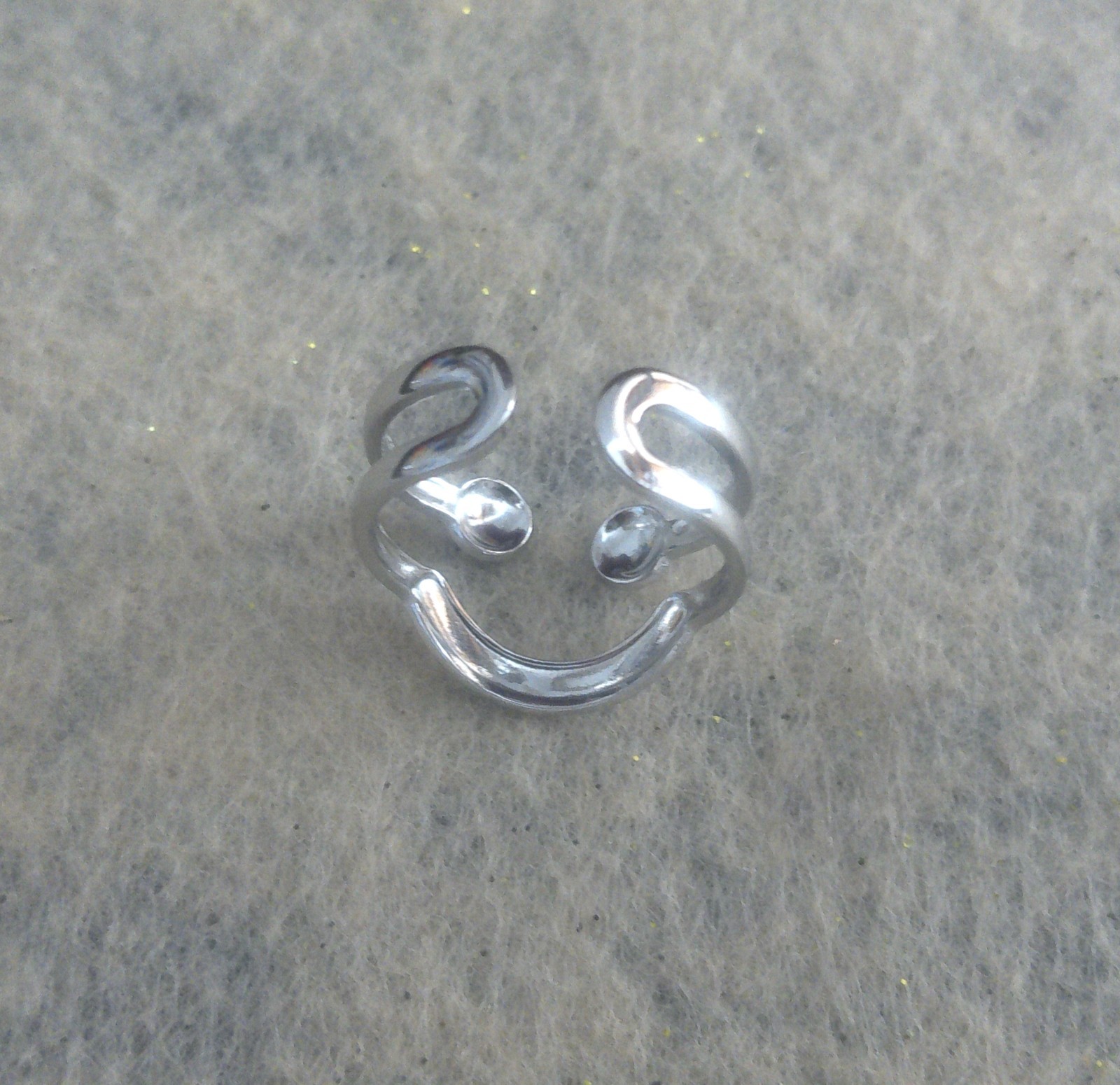 New Silvertone Stainless Steel Smiling Adjustable Ring Base Size 8 Share Smiles!