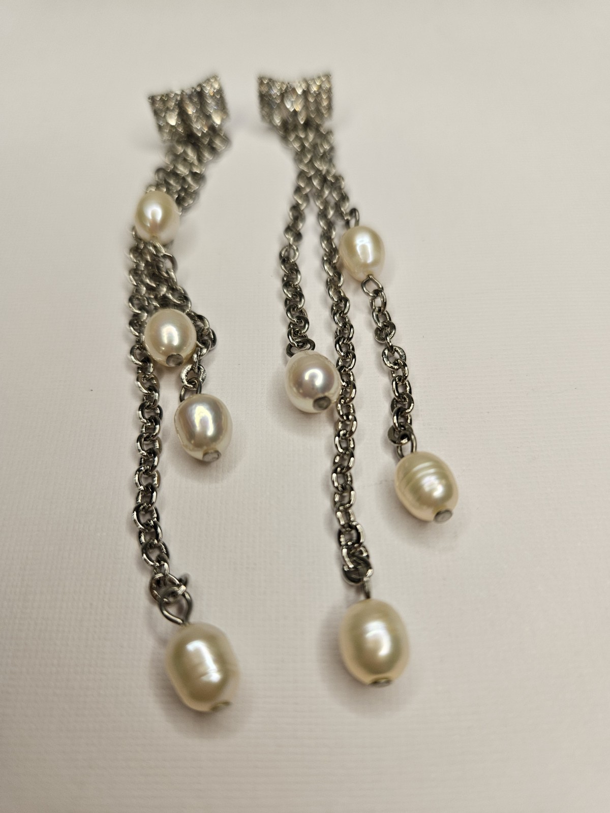 Silver Tone White Round Pearl Dangle/Drop Earrings.