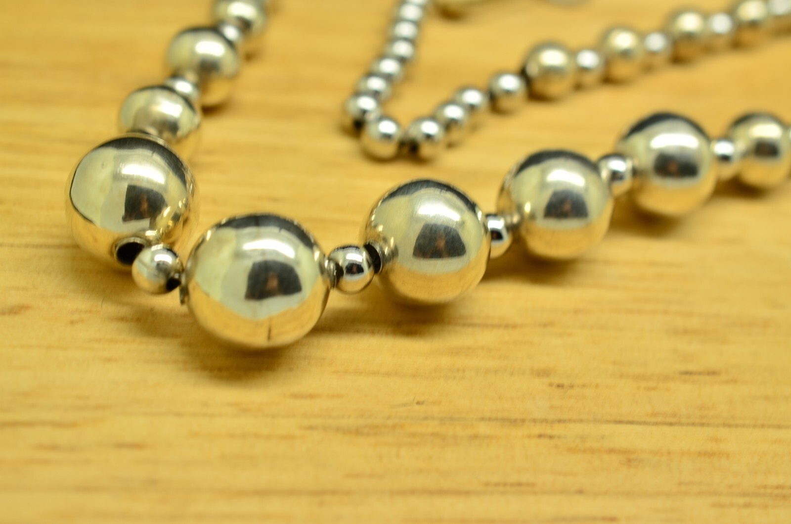 28″ 925 Sterling Silver Graduated Beaded Chain Necklace 4.5mm-12mm 28.5 grams