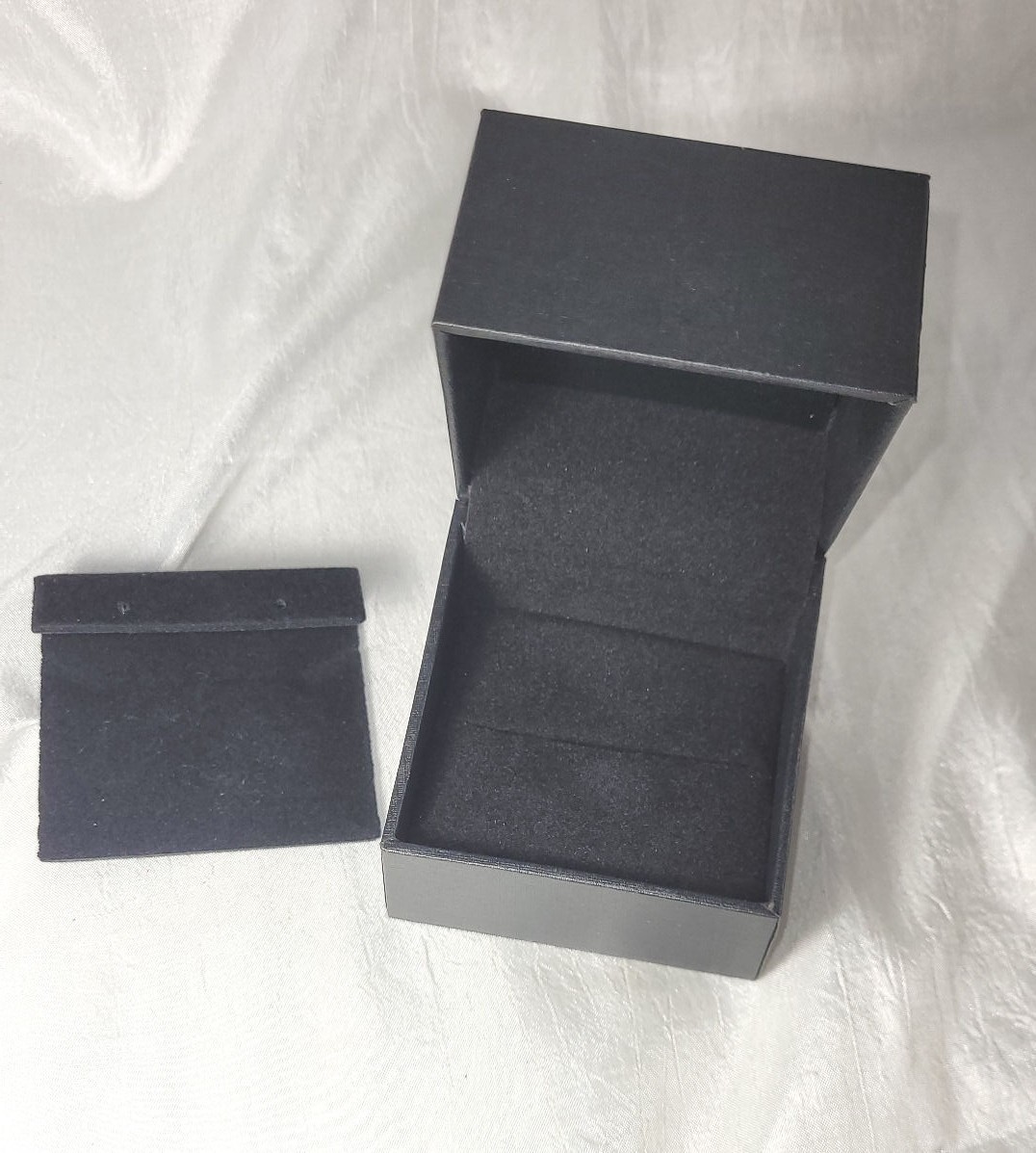 Kay Jewelers Empty Ring Necklace & Earrings Presentation Gift Box – Black 2 3/8″