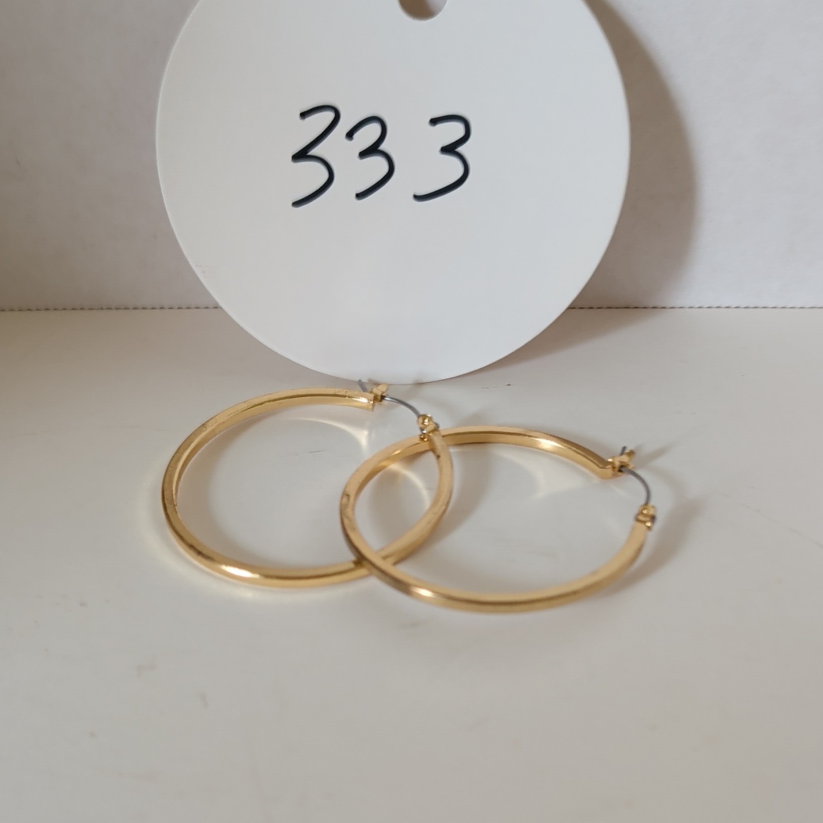 Gold Tone Round Hoop Earrings Latch Back Closure Metal Lobe No Stone