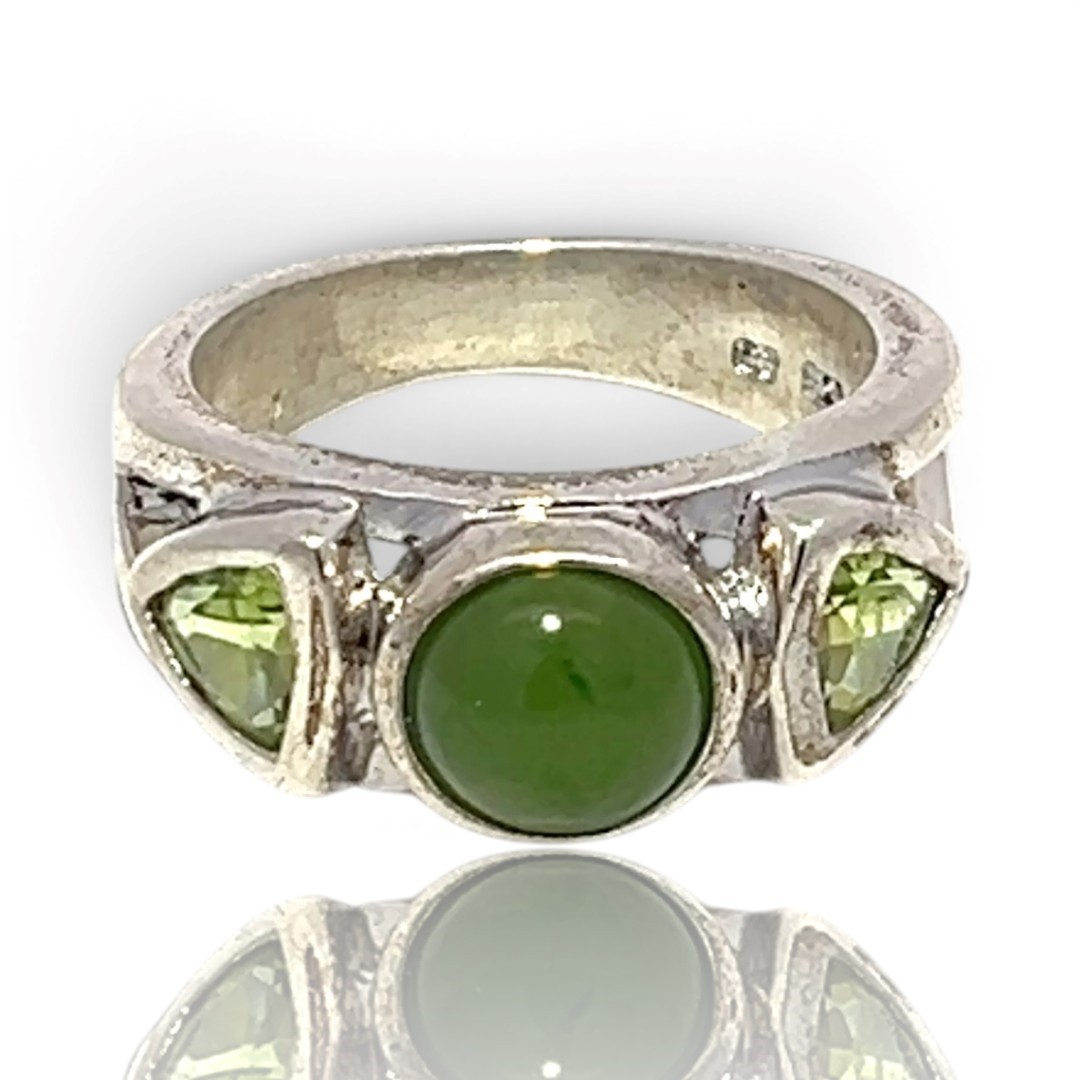 Sterling Silver Nephrite and Trillion Cut Green Cubic Zirconia Ring (KS1027098)