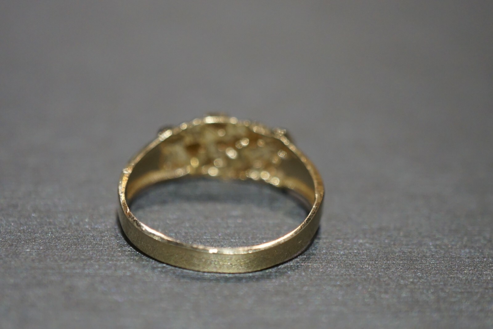 10K Solid Yellow Gold 6.8MM Diamond Cut Men Women Children Nugget Ring. Size 6