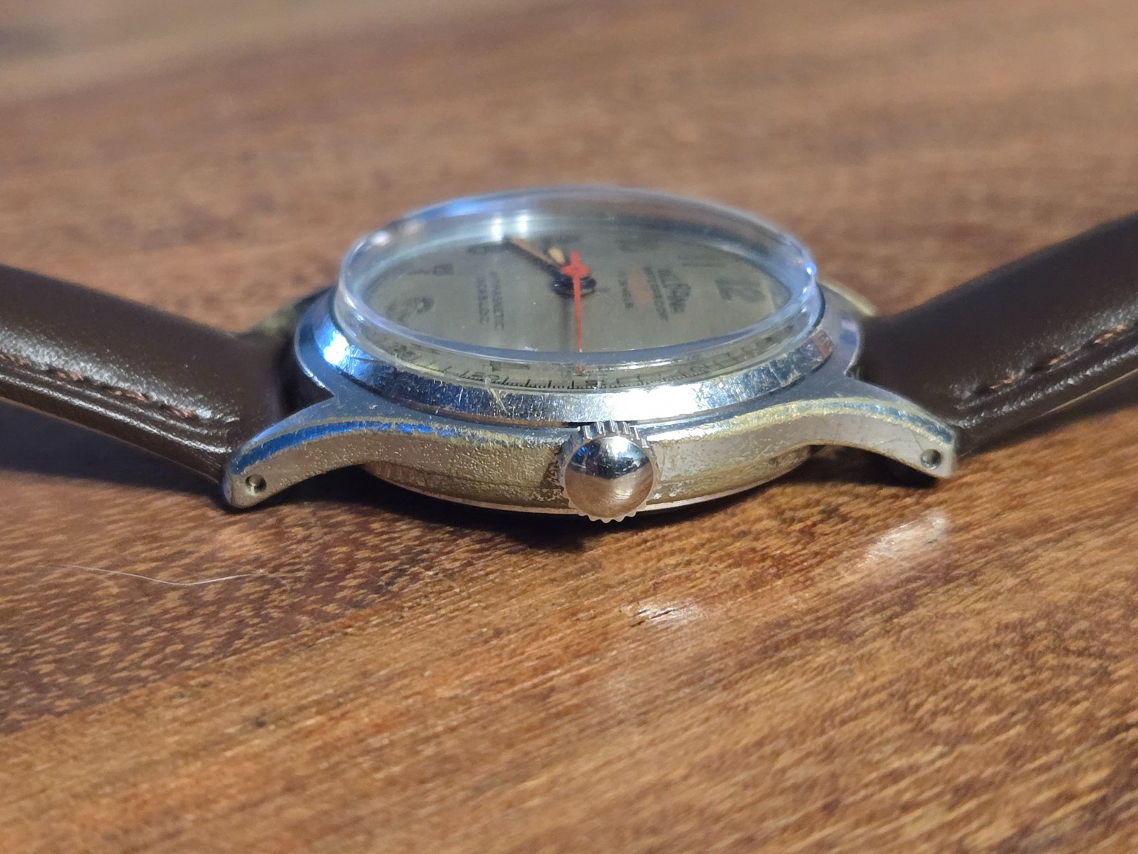 Vintage Delbana – SERVICED – Automatic 17J Bidynator Swiss Watch, New crystal