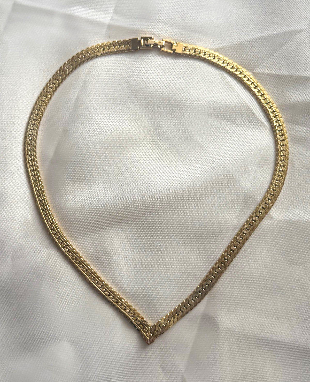 Vintage Napier Gold Tone V Shape Herringbone Collar Necklace Signed