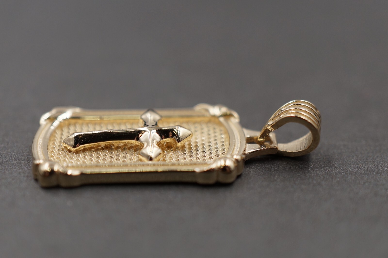 14K Solid Yellow Gold 1″ Crucifix Cross Rectangle Charm Pendant.