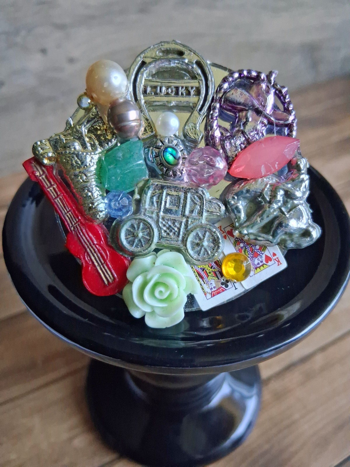 Handmade Lucky Guitar Carriage Cowboy Charms Whimsical Fashion Art Pin Brooch