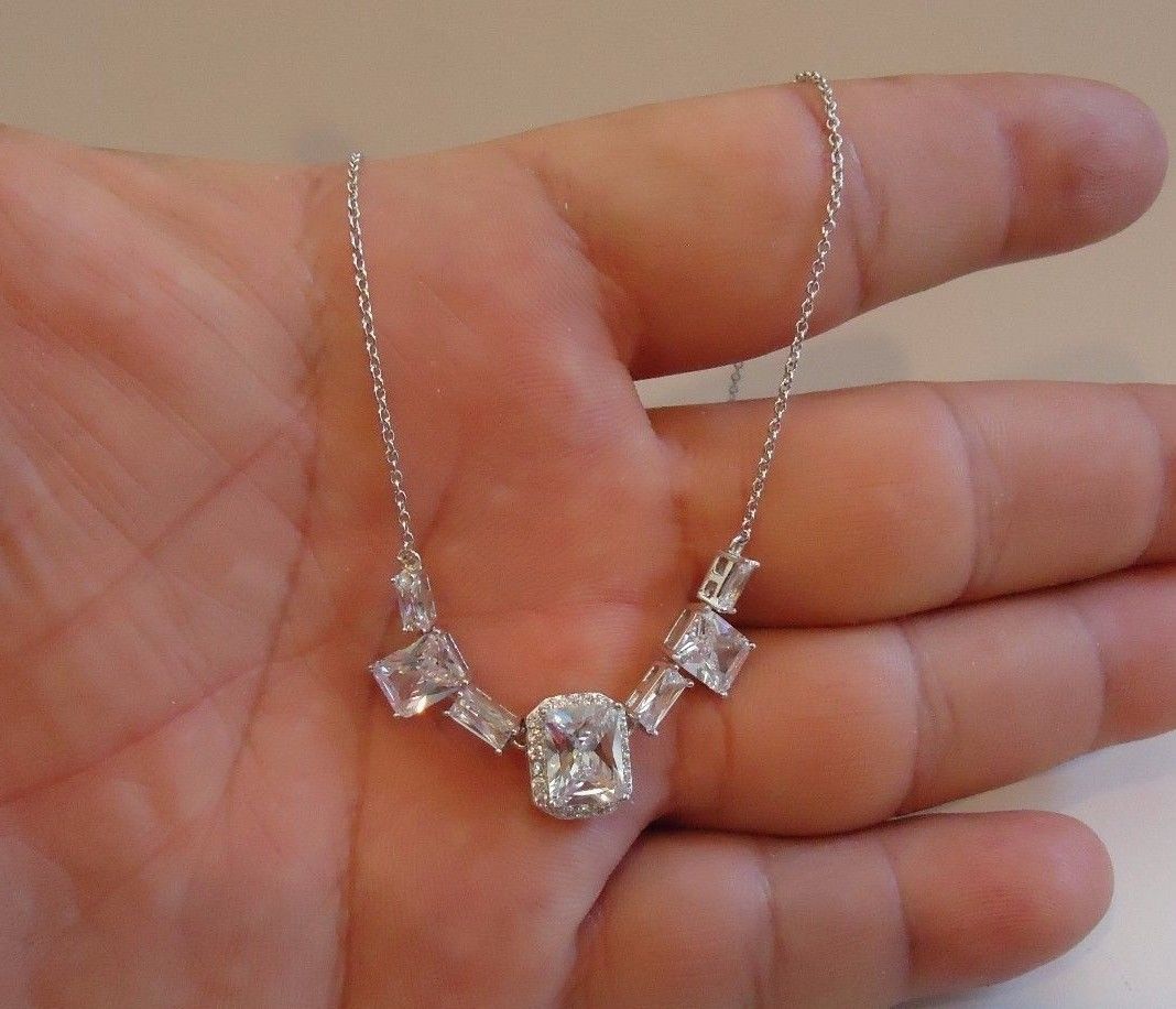 SQUARE HALO CENTER NECKLACE PENDANT W/ LAB ACCENTS / 18”/925 STERLING SILVER