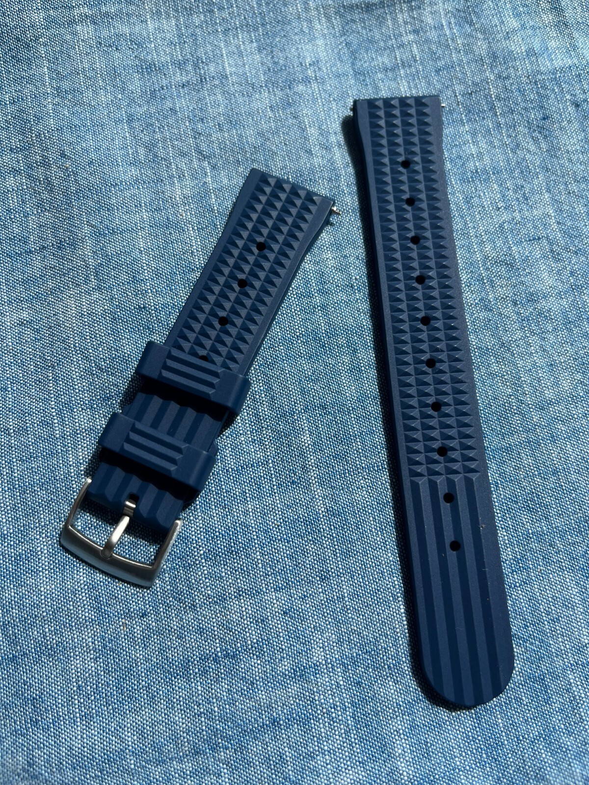 Vulcanized Rubber Waffle Watch Strap