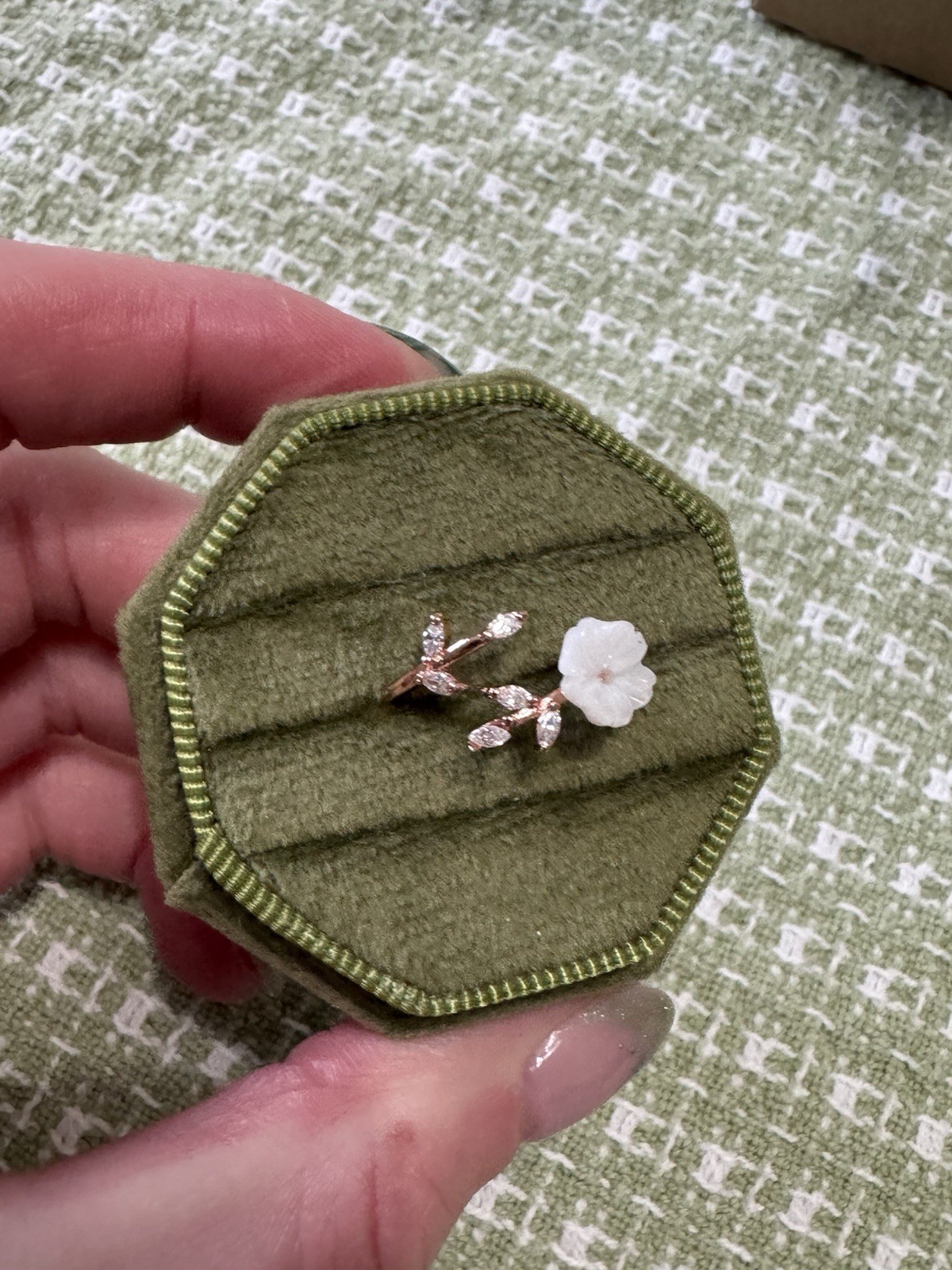 Rose Gold Tone Cocktail Ring Size 7 White Flower Accent w/ Clear Stones
