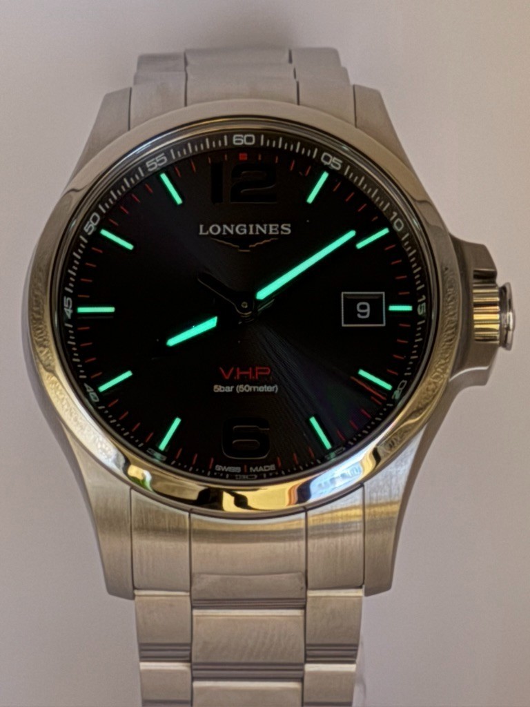 Longines Conquest V.H.P. – Pristine – Full Set – Stainless – Swiss Quartz – 41mm