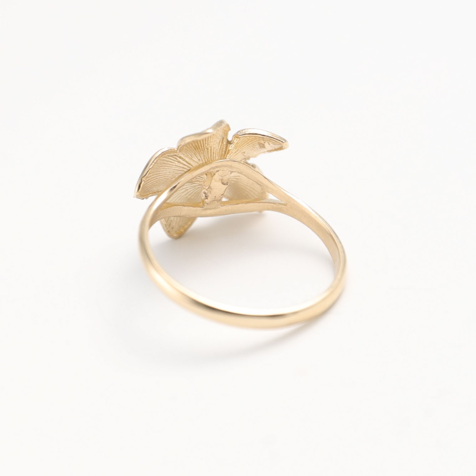 Solid 10K Gold Textured Lily Flower Yellow Gold Ring Size 6.5