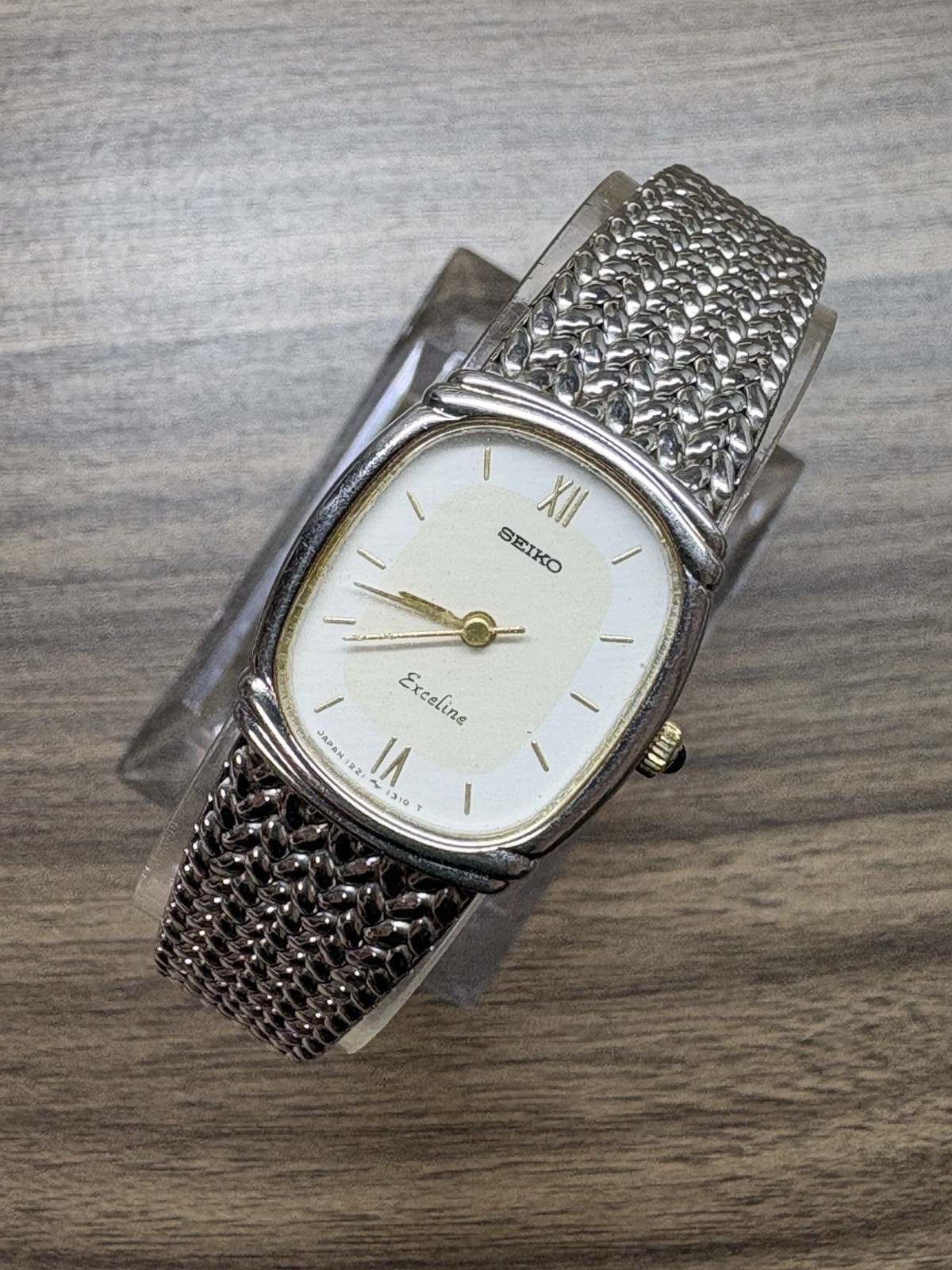 SEIKO Exceline 1221-5890 Vintage 1979 Quartz Ladies Watch New Battery Japan
