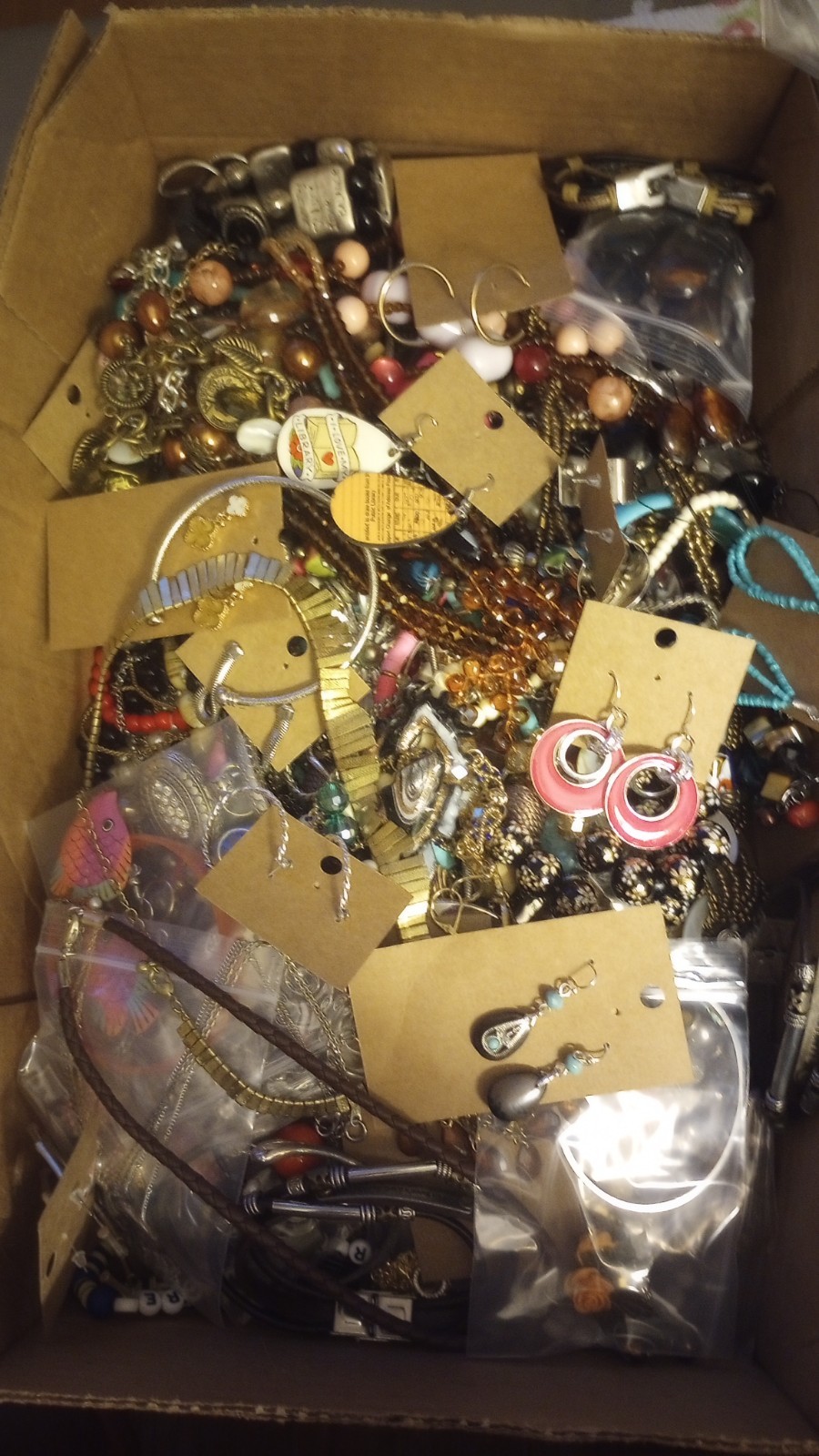 Costume Jewelry Earrings, Bracelets, Necklaces, 10+ LBS, Wear , Resell, Craft
