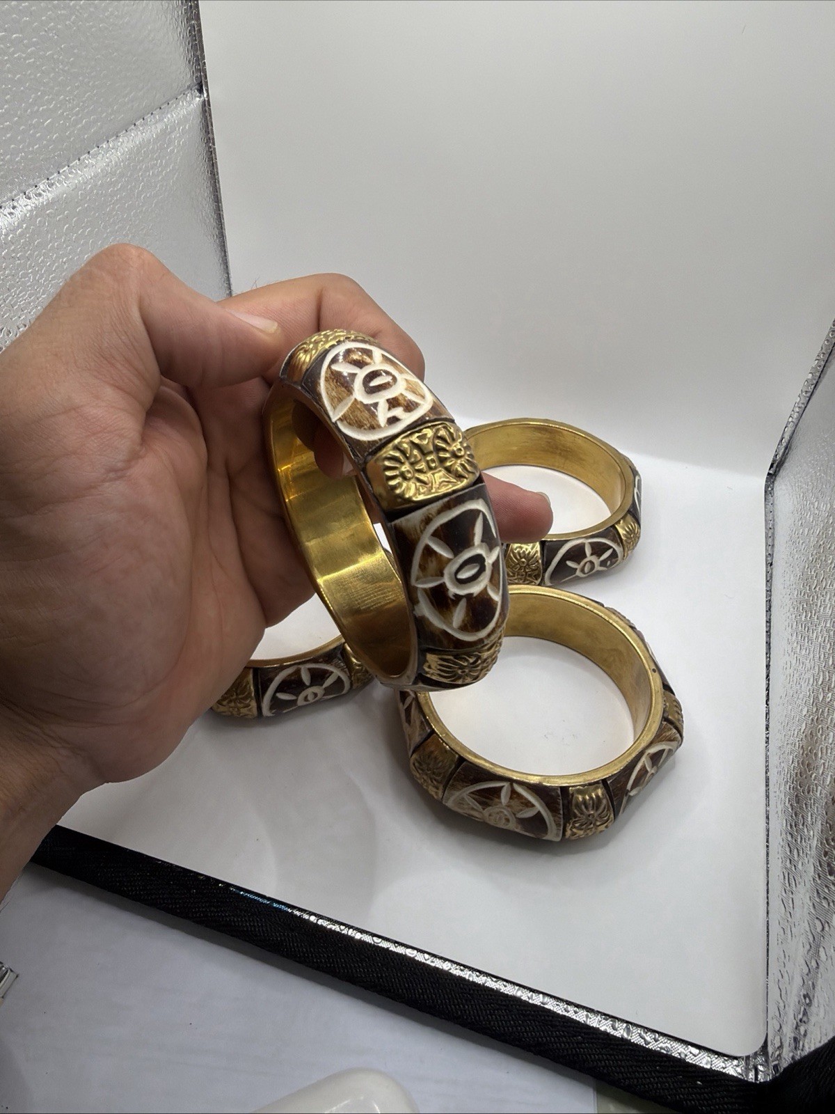 4pcs Buffalo Horn & Bone Inlay Brass Bangle Bracelet Handmade Ethnic Jewelry