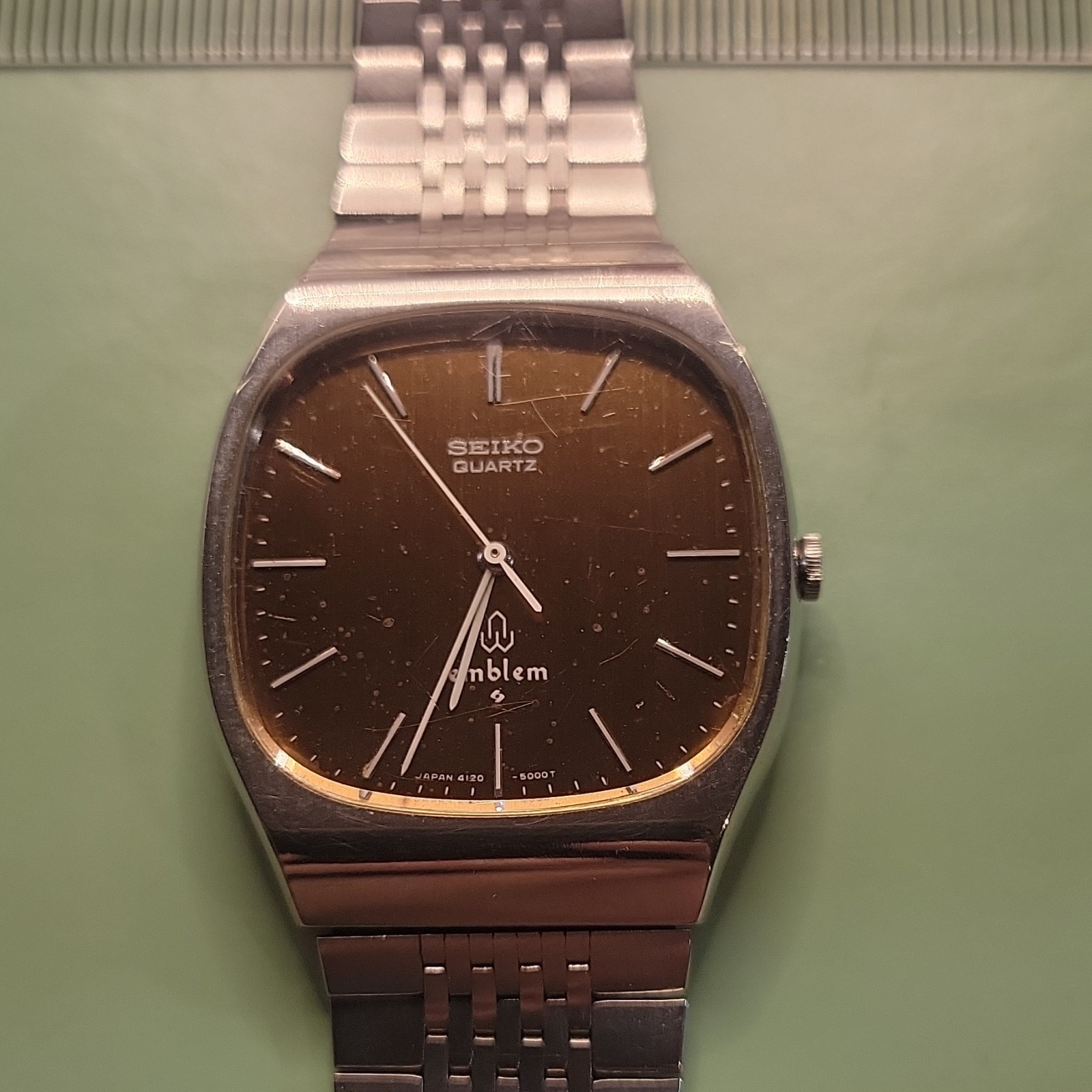 Seiko Emblem Quartz Men’s Wristwatch Stainless Steel Gold Dial Dress Formal
