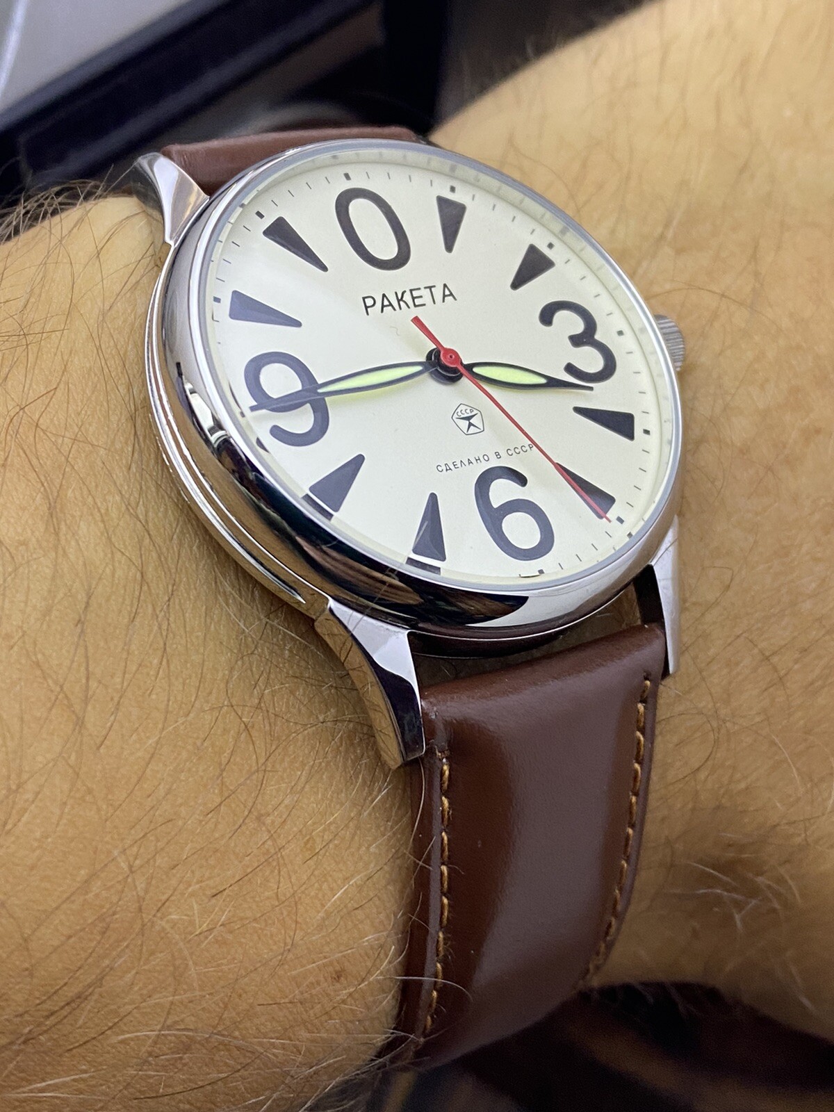 Vintage Raketa “Big Zero” Watch – Minimalist Soviet Style with Distinctive Dial